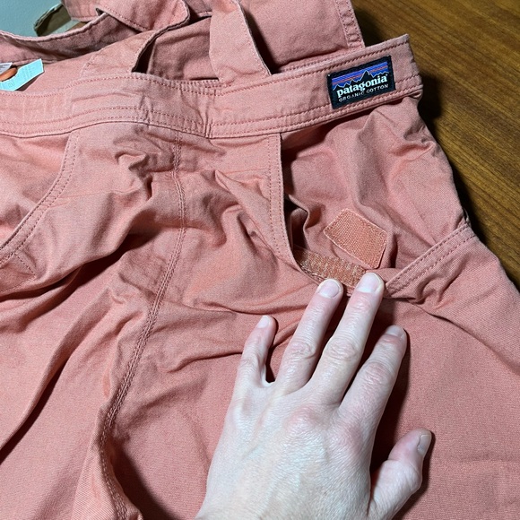Patagonia CoralPink Overalls size 4 never worn! - Picture 10 of 10